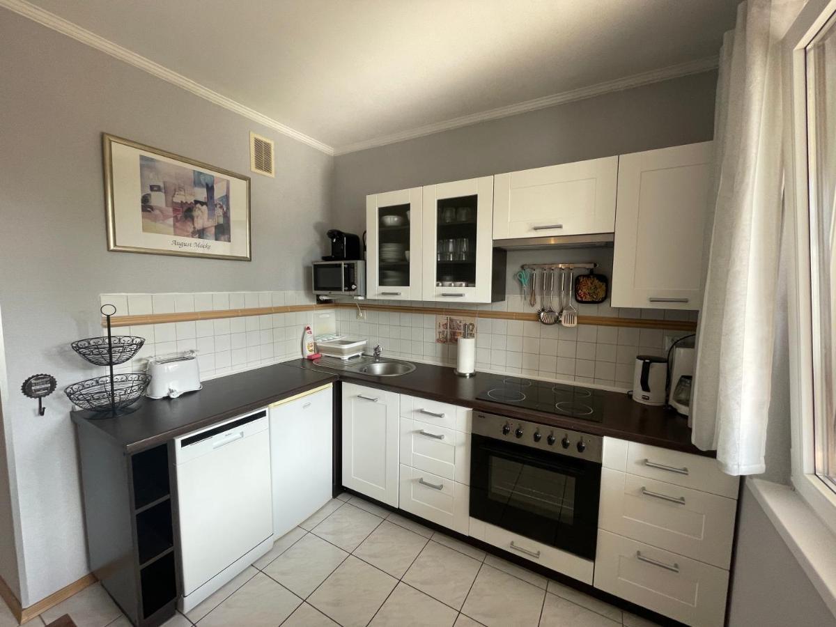 Wolin-Travel Apartament Dom Przy Parku Miedzyzdroje Exterior photo